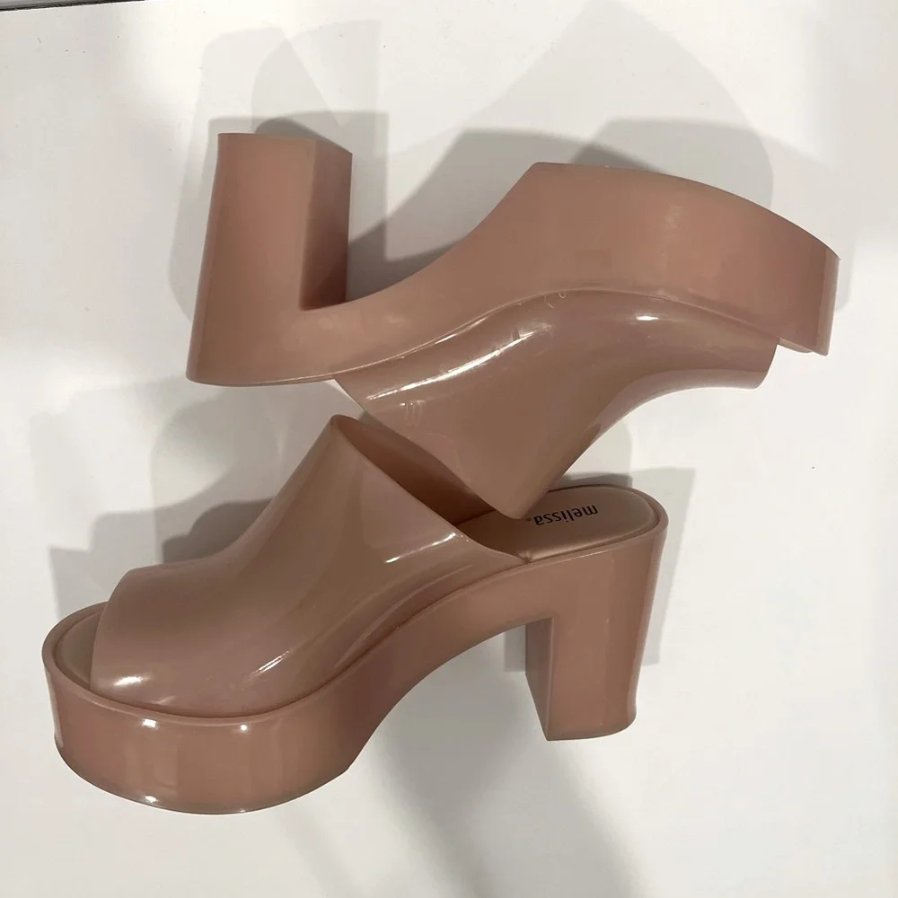 LIKE NEW‼️Melissa Jelly Platform Mule Beige/Nude -Size 8 - Picture 8 of 12